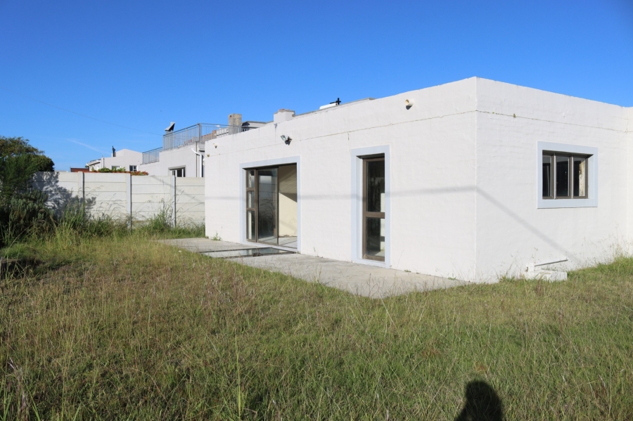 3 Bedroom Property for Sale in Heuningkloof Western Cape